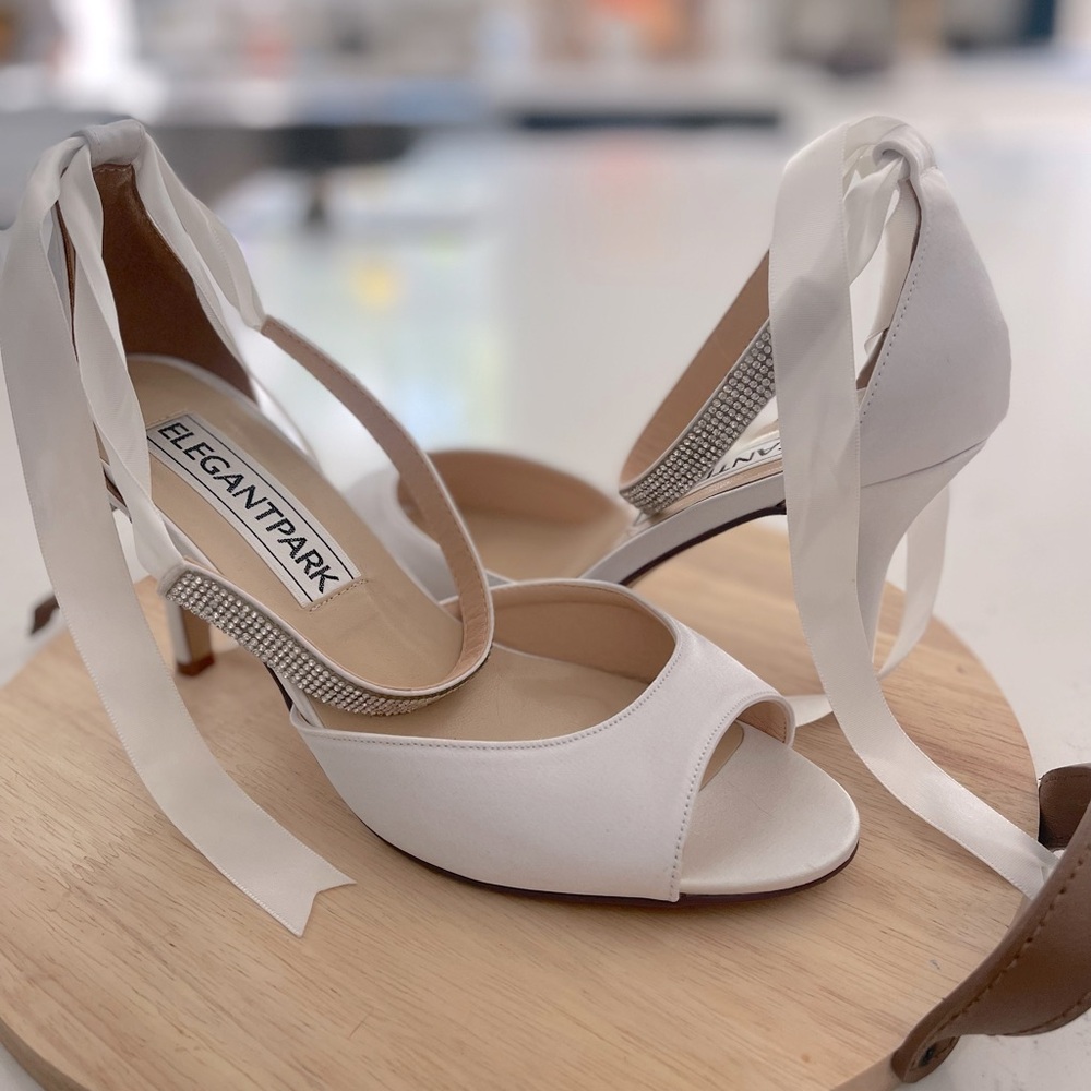 Never worn ELEGANTPARK bridal heels with ankle strap.